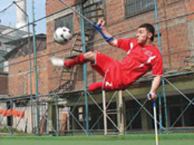 A Milli futbolcunun fırında yaşam dramı