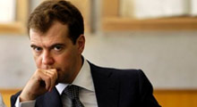 Medvedev, Obama'yı uyardı