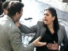 Ya polis de tokat atsaydı?