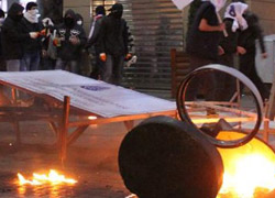 Taksim'de Molotoflu Saldırı
