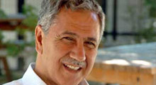 Arınç'tan 'kaset'li gönderme!