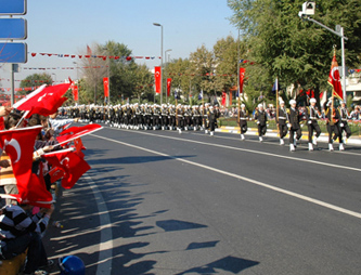 29 Ekim, Ankara'yı ikiye böldü