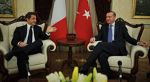 Bu oturuşla ne demek istedi?