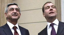 Medvedev, üçlü zirve öncesi Sarkisyan'la görüştü