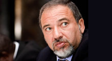 Lieberman'a Şok!