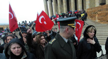 Neden Anıtkabir'e yürüdüler?