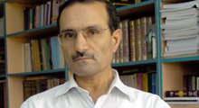 Dekolteye ''Dini yorum'' istedi!