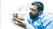 Soner Yalçın Emniyet'te Che okudu