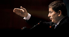 Bir tepki de Davutoğlu'ndan!