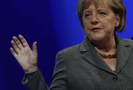 Merkel: Mübarek, istifa ederek Mısır halkına hizmet etti