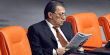 Mesut Yılmaz'a en sert Erbakan cevabı!