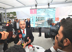 LED ekranlı kurban kesimi