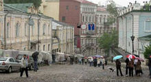 Kiev'e Euro 2012 için çeki düzen!