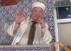 Müftüden cemaate vaazda 'türkü' sürprizi