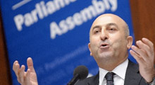 Çavuşoğlu yeniden AKPM Başkanı!