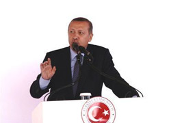 'Alçakça saldırıyorlar'