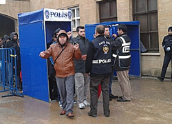 Emniyet'in Saadet Ayıbı!
