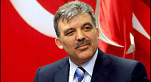 Gül, Özcan'ı Köşke davet etti!