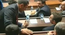 AK Parti grubunda gerginlik