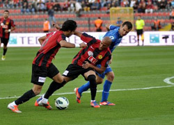 Es Es Karabükspor'u gol yağmuruna tuttu