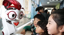 G.Kore'de robot İngilizce öğretmen dönemi!