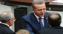 Önce atıştılar sonra tokalaştılar