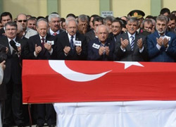Ankara, şehitlerini uğurladı