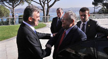 Gül, Talabani ile bir araya geldi