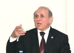 'Kürtçe eğitim şeytana uymaktır!'