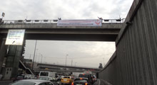 Akaryakıt zammına pankartlı protesto!