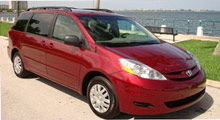 Toyota 110 bin Sienna Minivanı geri çağırıyor
