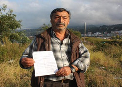 Borcu için böbreğini satıyor