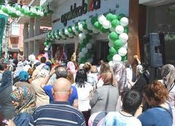 '1 liralık' izdiham