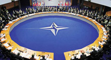 NATO Kuzey Kore'yi kınadı!