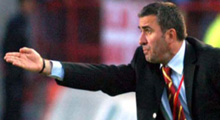 Hagi kararını verdi!