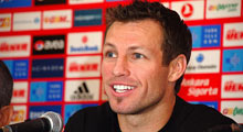 Lucas Neill'dan Niang'a imalı sözler!