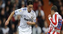 Mesut Özil rekor kırdırıyor!