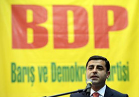 '20 özerk bölge istiyoruz'