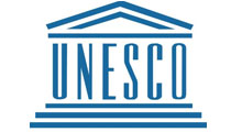 UNESCO İran'a rest çekti