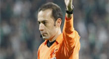 Cüneyt Çakır'a UEFA'dan görev
