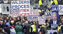 Hollanda'da 'Hepimiz Türküz' sesleri 