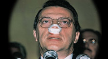 Mesut Yılmaz şikayetçi oldu!