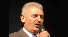 Bakan Yıldırım, türkü söyledi