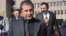 Başörtüsünü Kaçmaz'a götürdü!