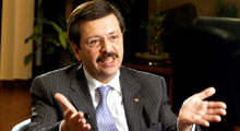 ''Üniversite, kılık kıyafetin bekçisi olamaz''