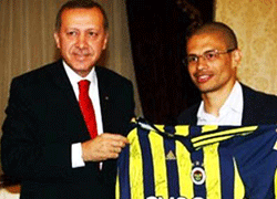 Alex'ten Başbakan'a ziyaret