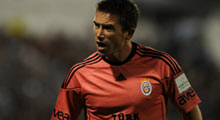 Rijkaard, Kewell'a sarıldı!