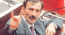 'Evet' dediği için disipline sevkedildi!