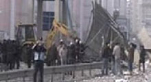 Otoyol inşaatı çöktü: 7 ölü!