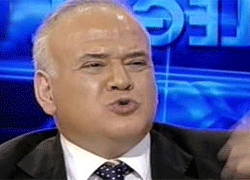 Hain oğlu, hain Alex!
